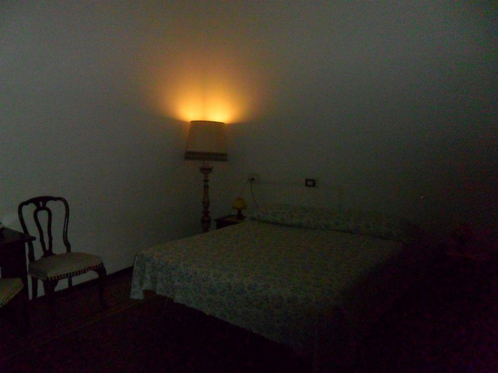 Guesthouse La Briosa Nicole Génova Exterior foto